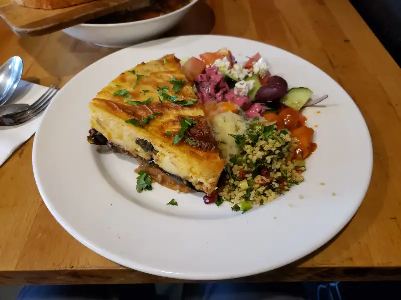 Moussaka greca con carne e melanzane